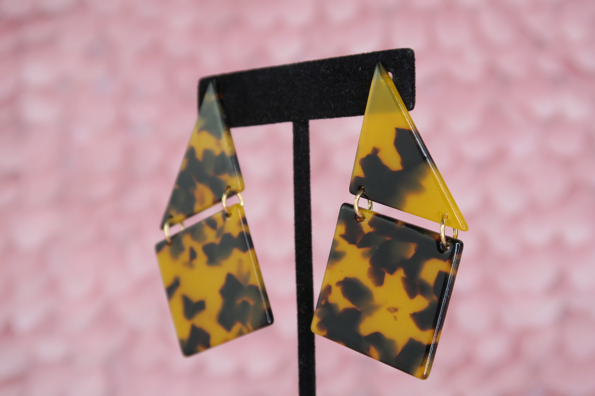 Janelle Geometric Drop Earring in Yellow Tortoise